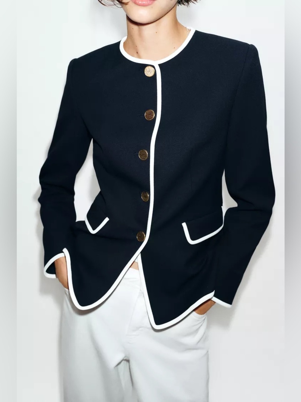 Classic Navy Contrast-Trim Women's Blazer with shoulder Padding. POP